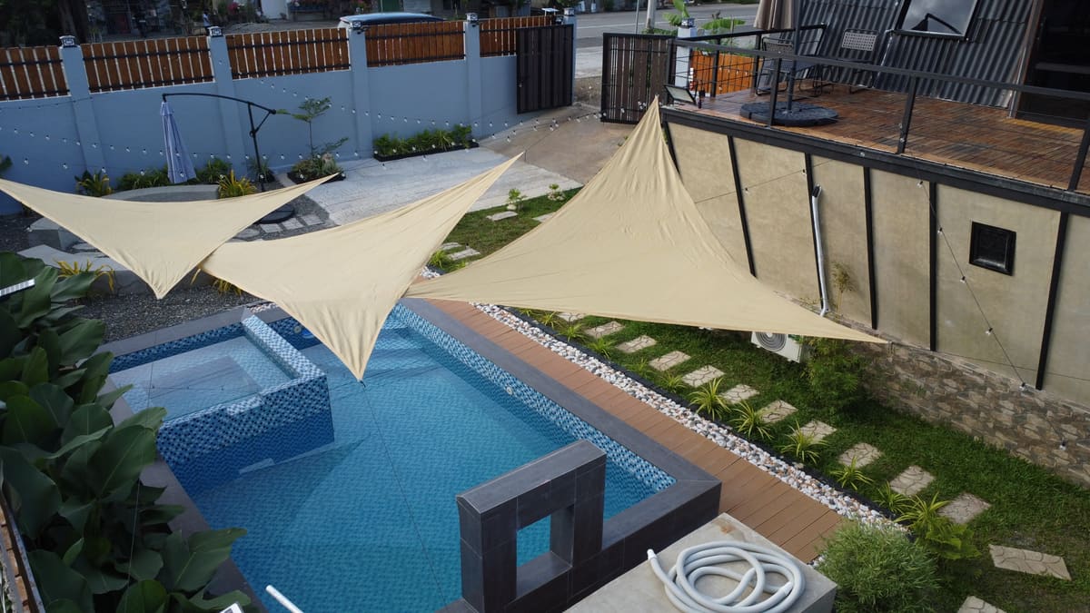 Private pool